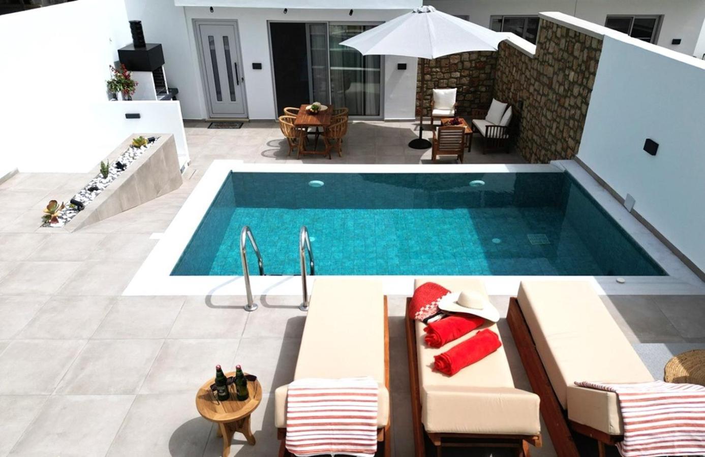 Valantina'S & Mannouel Lardos Luxury Villas 外观 照片