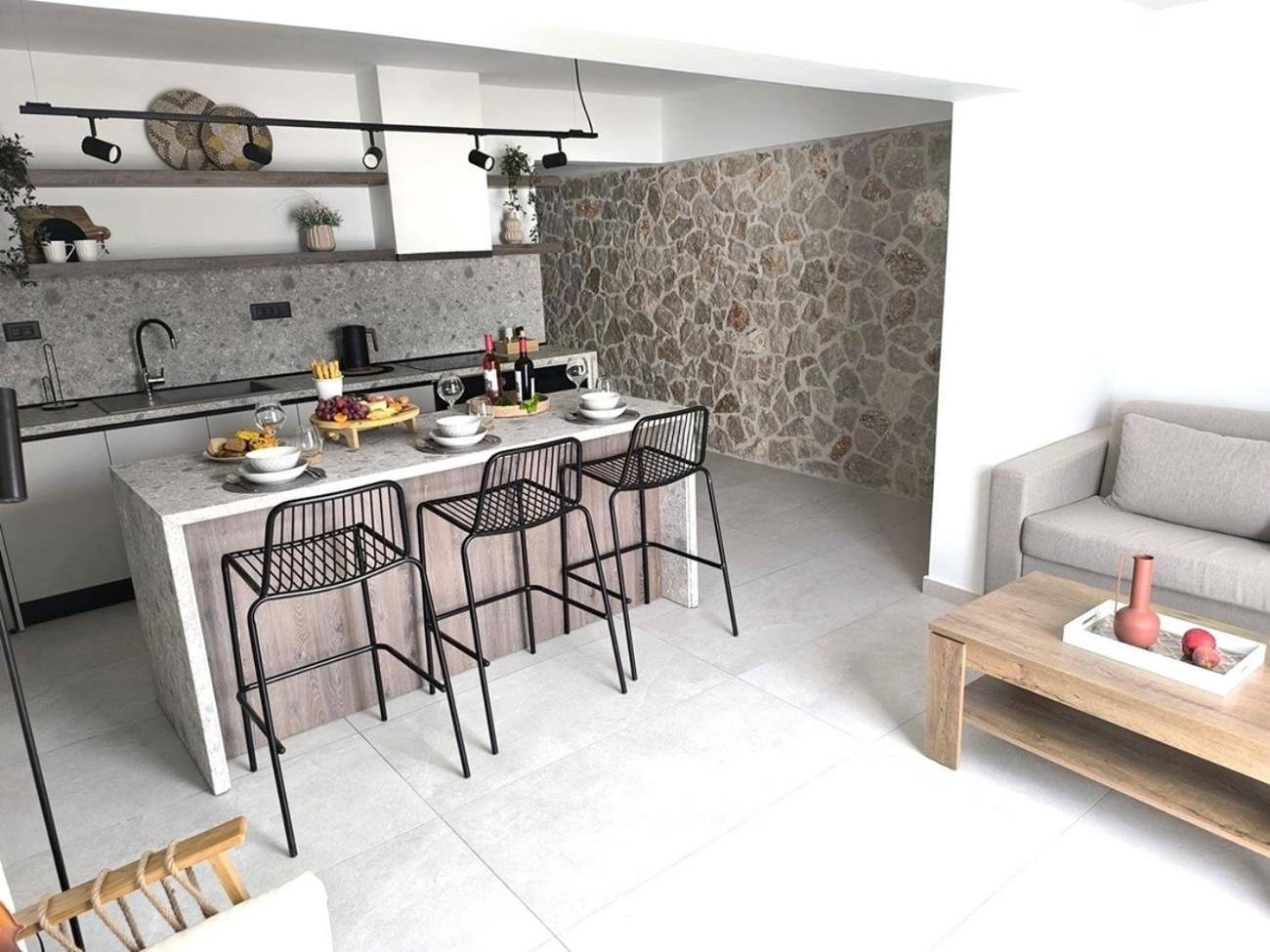 Valantina'S & Mannouel Lardos Luxury Villas 外观 照片